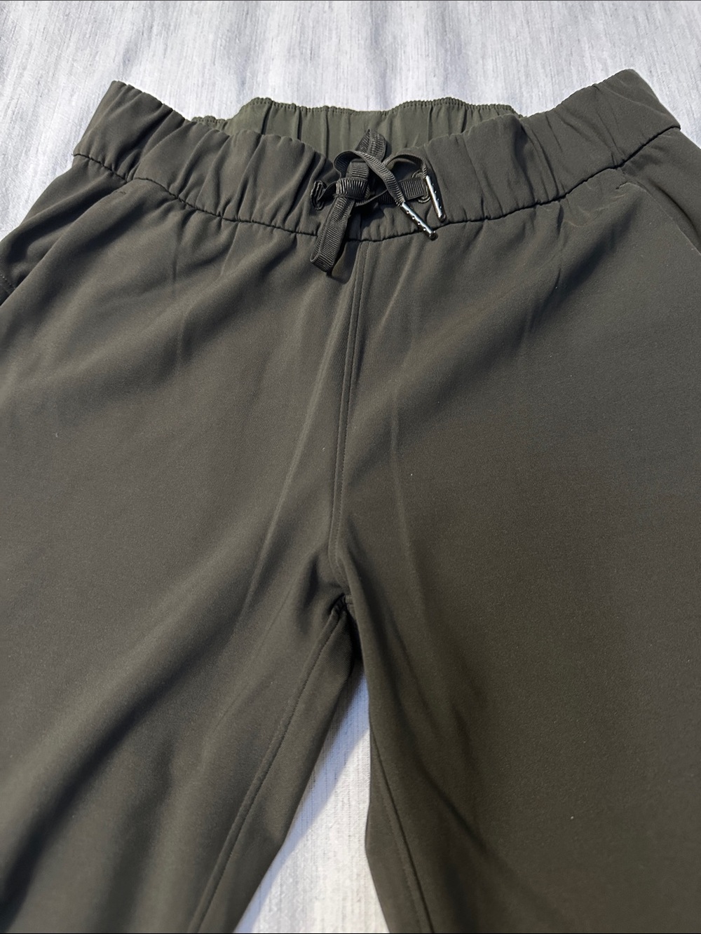Lululemon On the Fly Pants - Picture 4 of 9